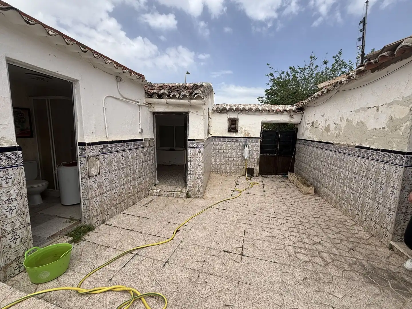 Vista exterior de Casa o xalet en venda en Polán amb Jardí privat i Traster