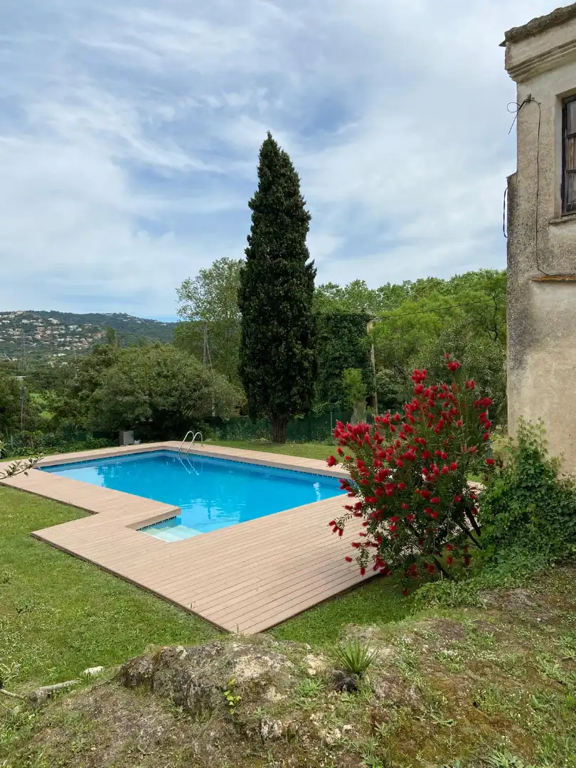 Piscina de Finca rústica en venda en Santa Cristina d'Aro amb Aire condicionat, Calefacció i Jardí privat