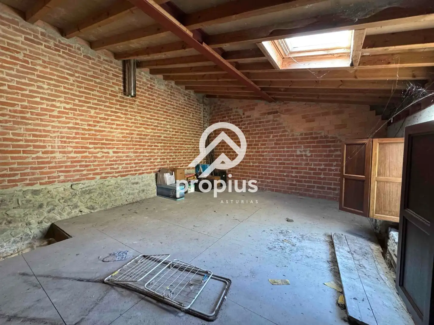 Casa adosada en venta en Llanes con Calefacción