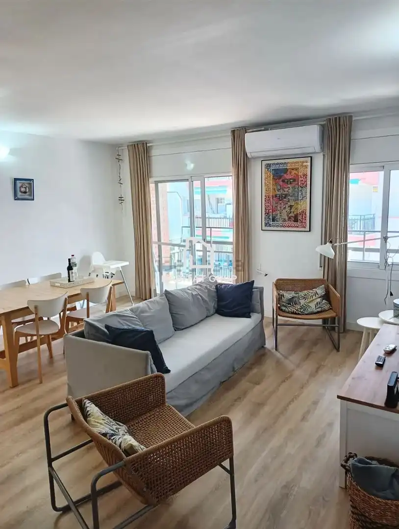 Sala d'estar de Pis en venda en Calafell amb Aire condicionat, Calefacció i Terrassa