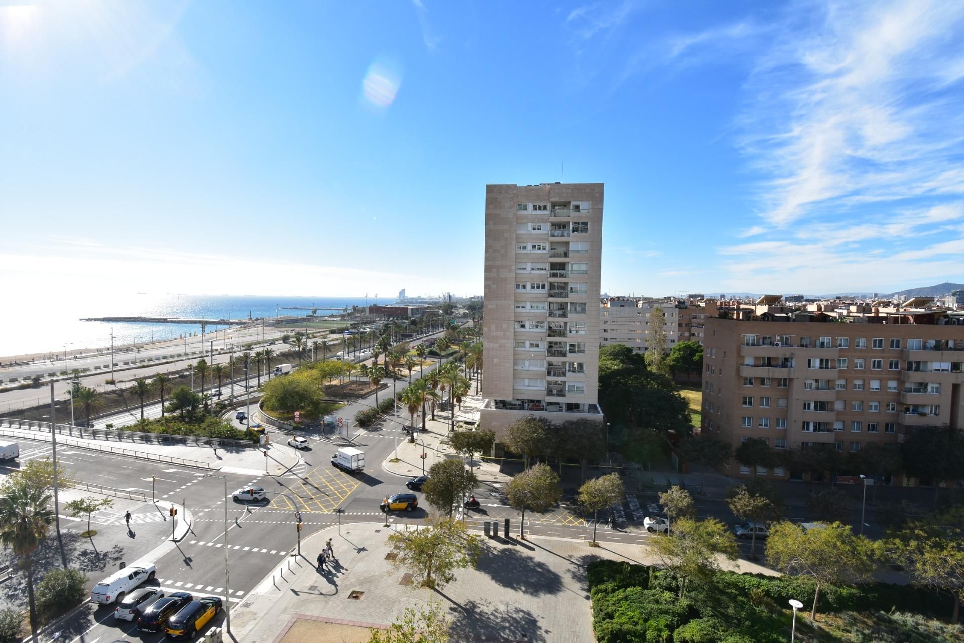 Vista exterior de Pis en venda en  Barcelona Capital amb Aire condicionat, Calefacció i Parquet