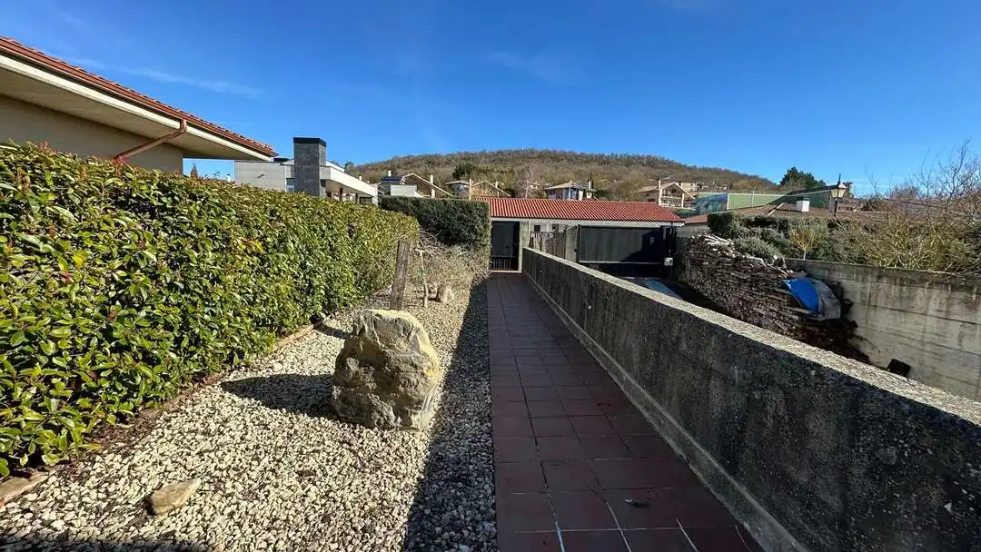 Vista exterior de Casa o chalet en venta en Elburgo / Burgelu con Calefacción, Jardín privado y Terraza