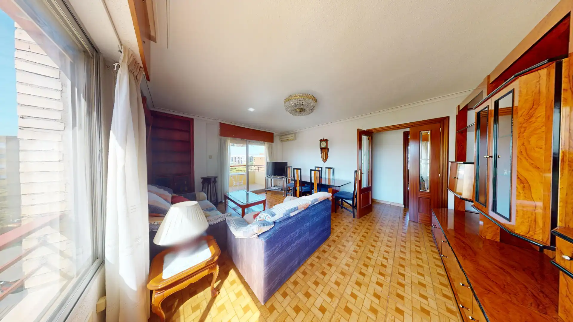 Sala de estar de Piso en venta en Alicante / Alacant con Aire acondicionado, Terraza y Amueblado