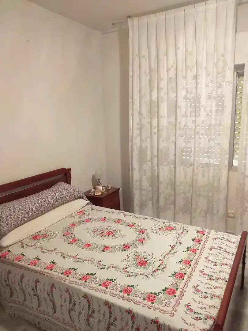 Habitación de Piso en venta en Cañamero con Amueblado