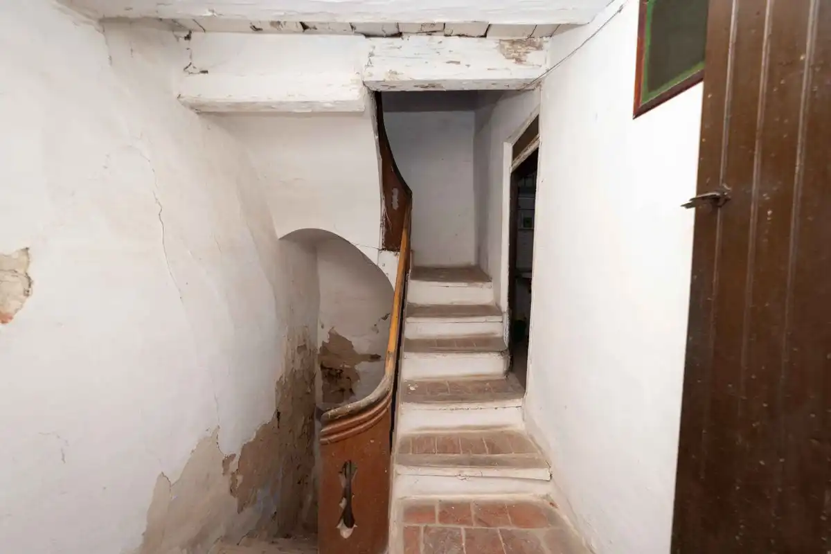 Casa adosada en venta en Mora de Rubielos con Calefacción