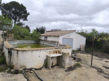 Xalet amb piscina en venda a Camí la Mola 8
