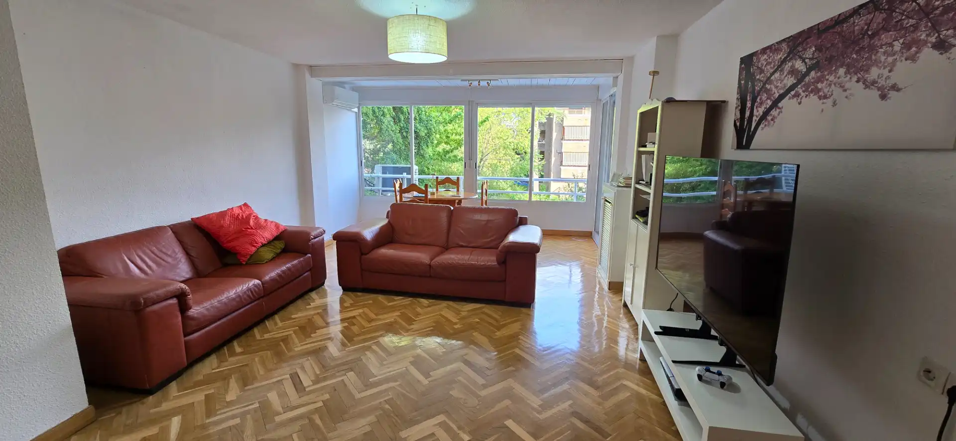 Sala de estar de Piso en venta en Las Rozas de Madrid con Aire acondicionado, Calefacción y Jardín privado