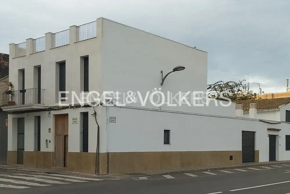 Exterior view of Houses for rent in Alfafar  with Air Conditioner, Heating and Private garden