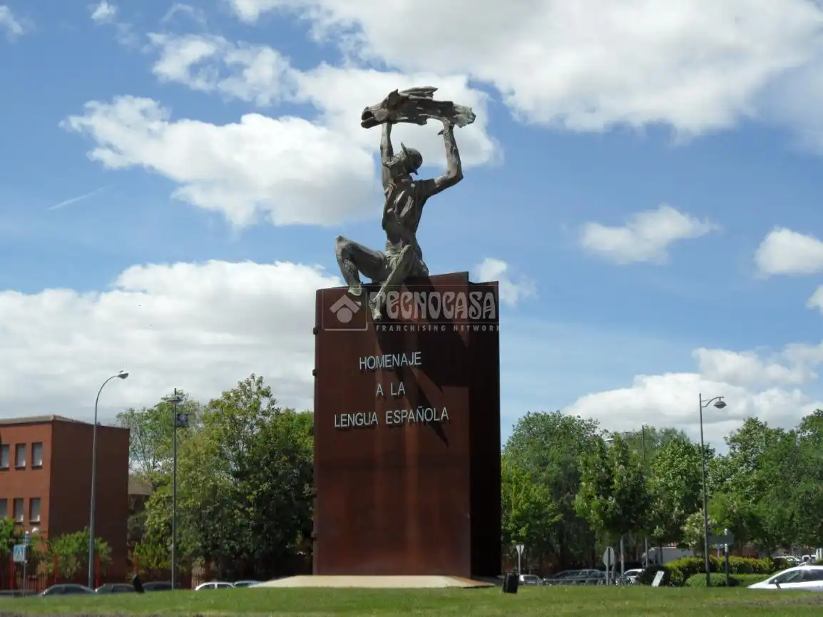 Vista exterior de Piso en venta en Leganés con Calefacción