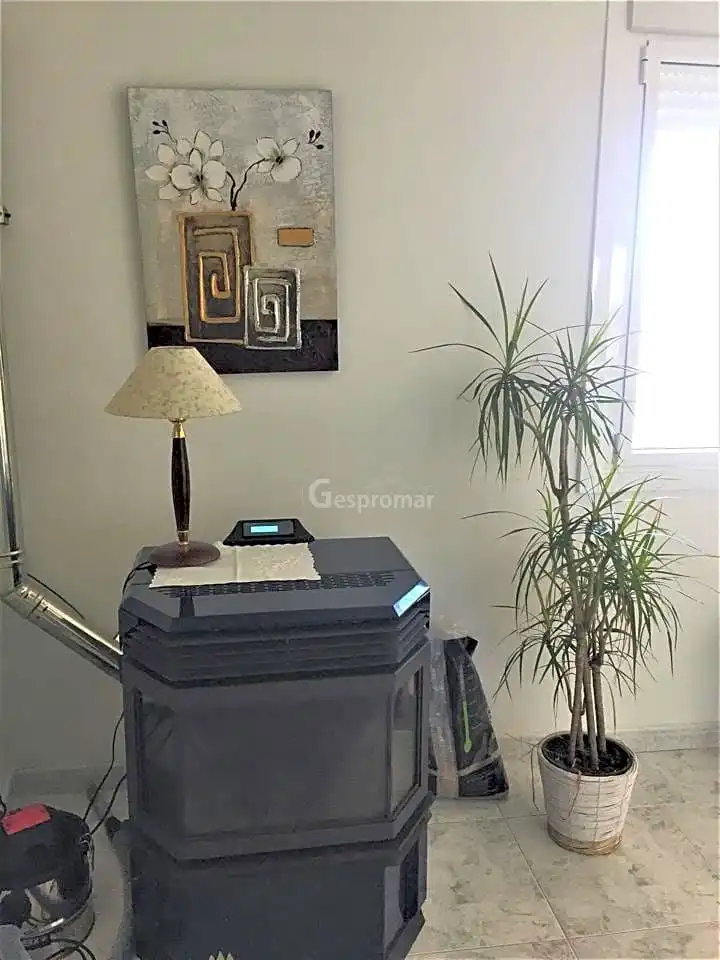 Attic for sale in Castro Caldelas  with Heating, Terrace and Storage room