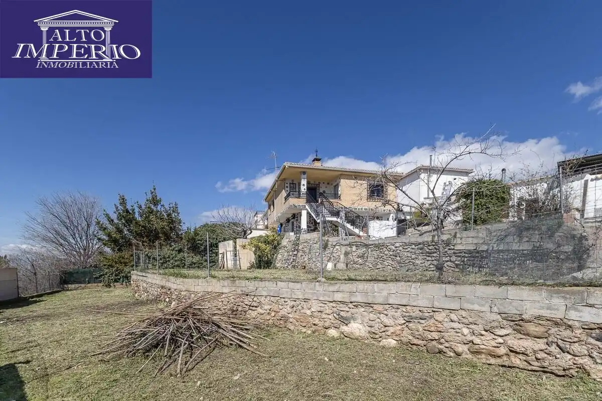 Haus mit Garten zum Verkauf in Barrio de la Vega, imagen 45