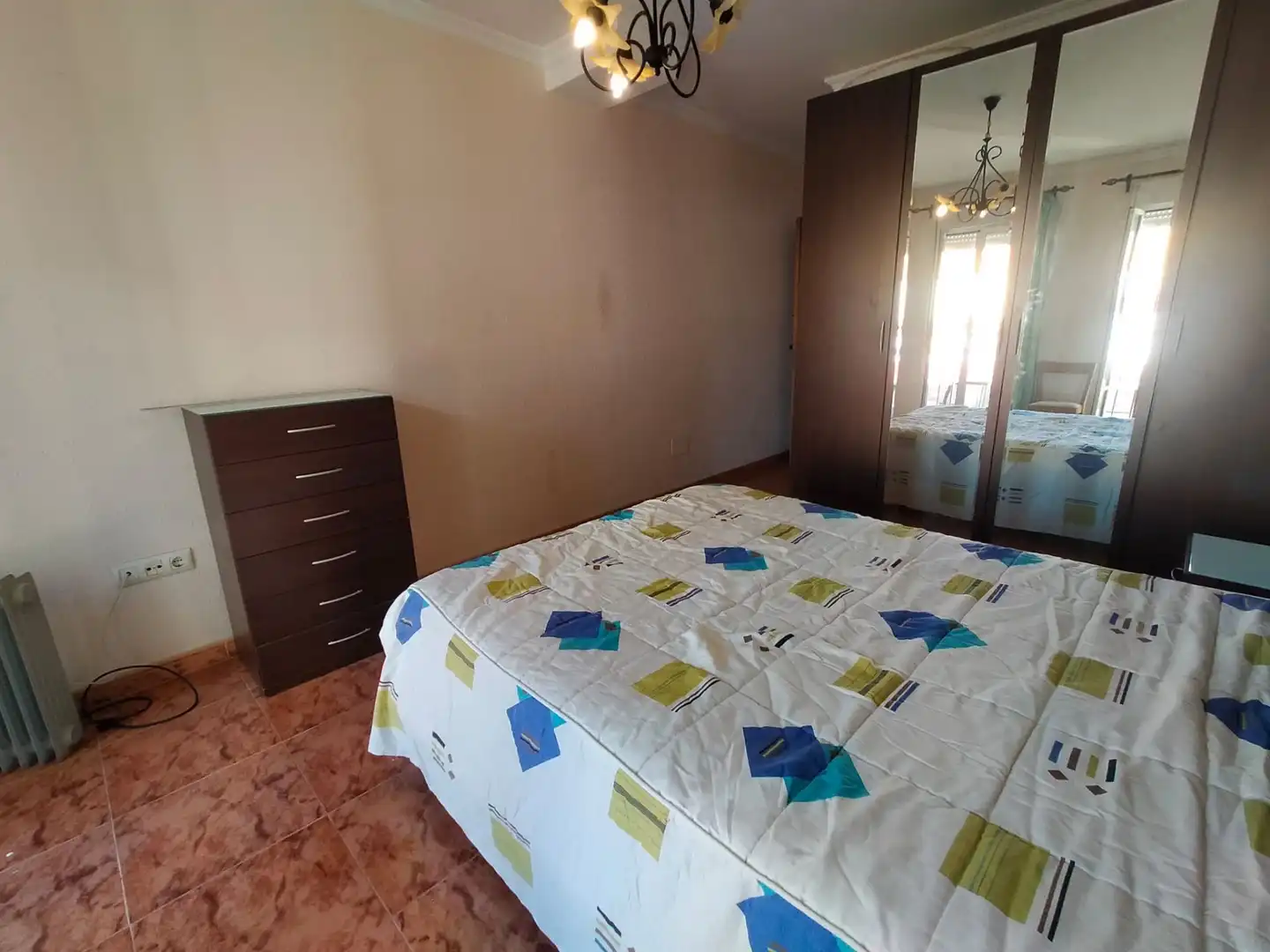 Habitación de Piso en venta en La Línea de la Concepción