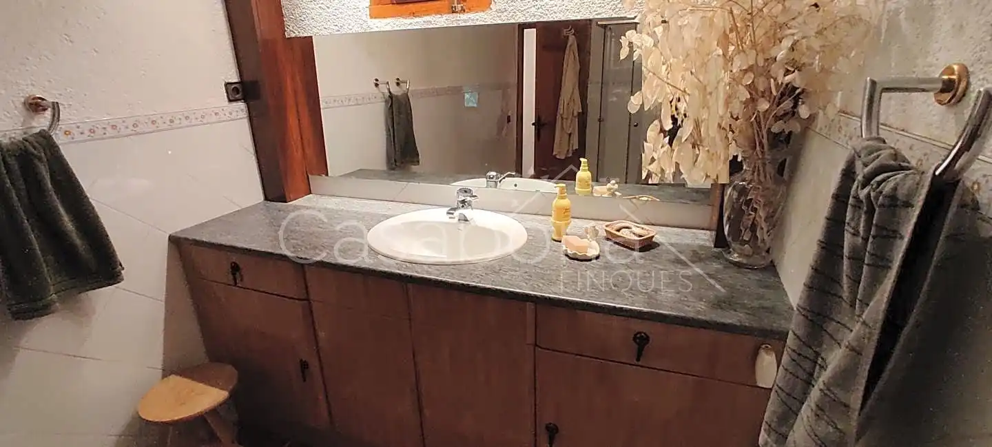 Baño de Finca rústica en venta en Arbúcies con Jardín privado, Terraza y Amueblado