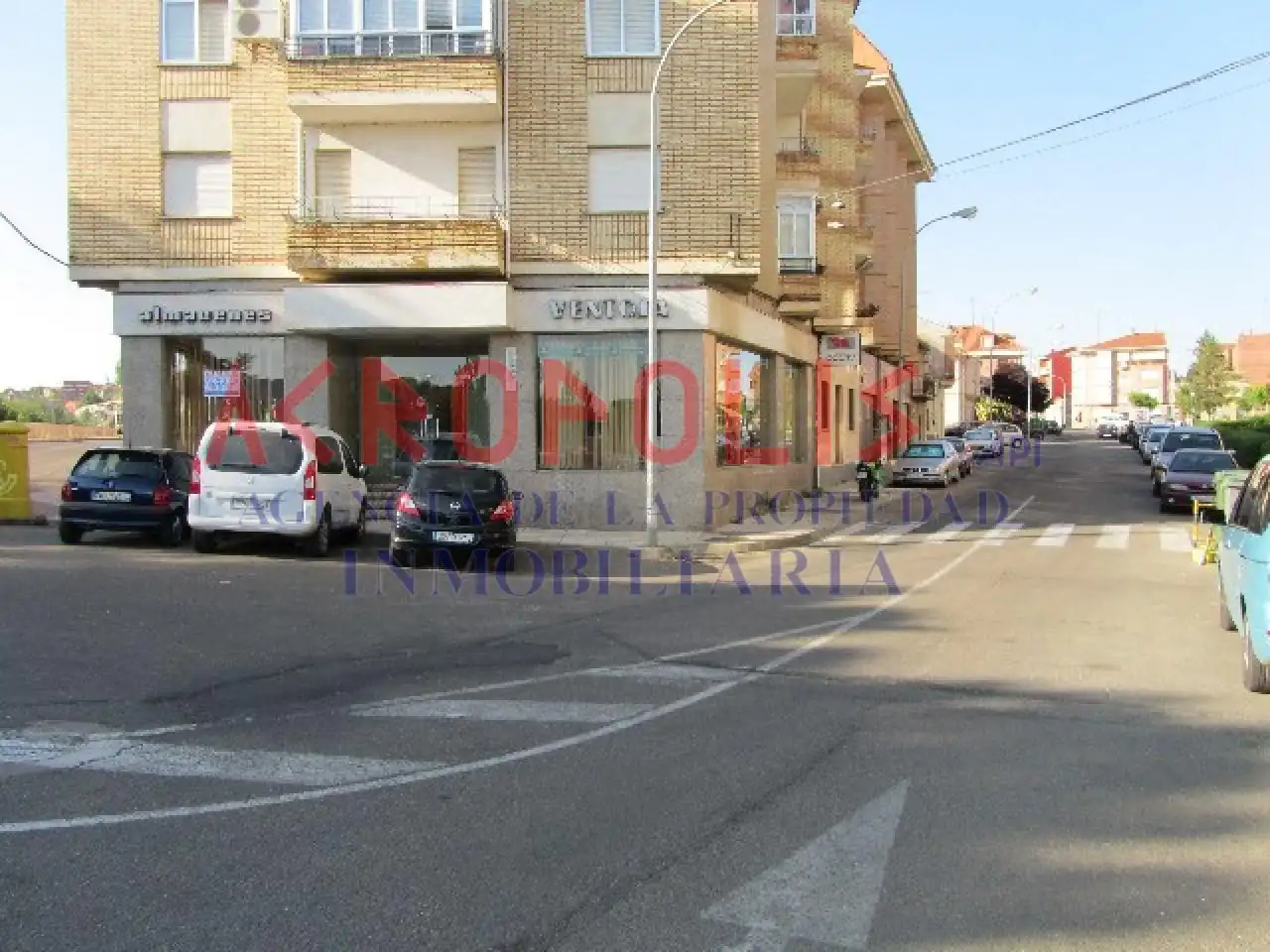 Local comercial de lloguer a Benavente