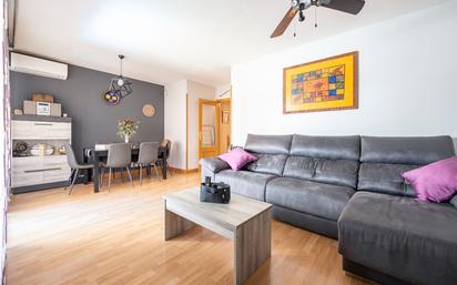 Living room of Flat for sale in Rivas-Vaciamadrid  with Air Conditioner, Heating and Terrace