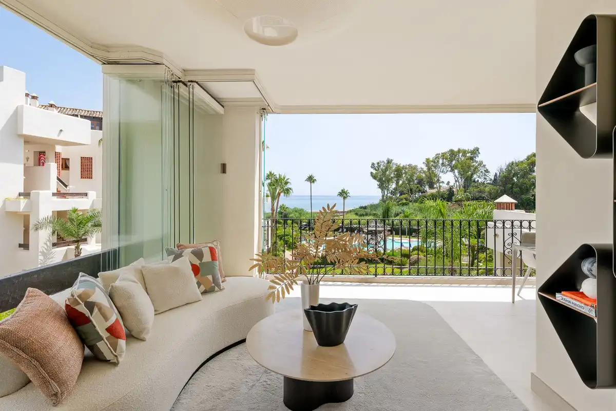 Apartament amb terrassa en venda a Selwo, imagen 7