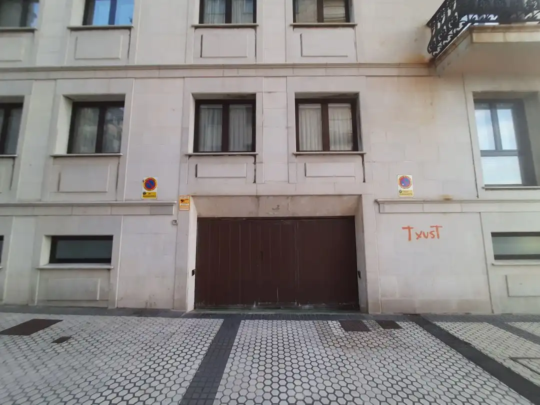 Garatge de lloguer a zubieta, Área Romántica