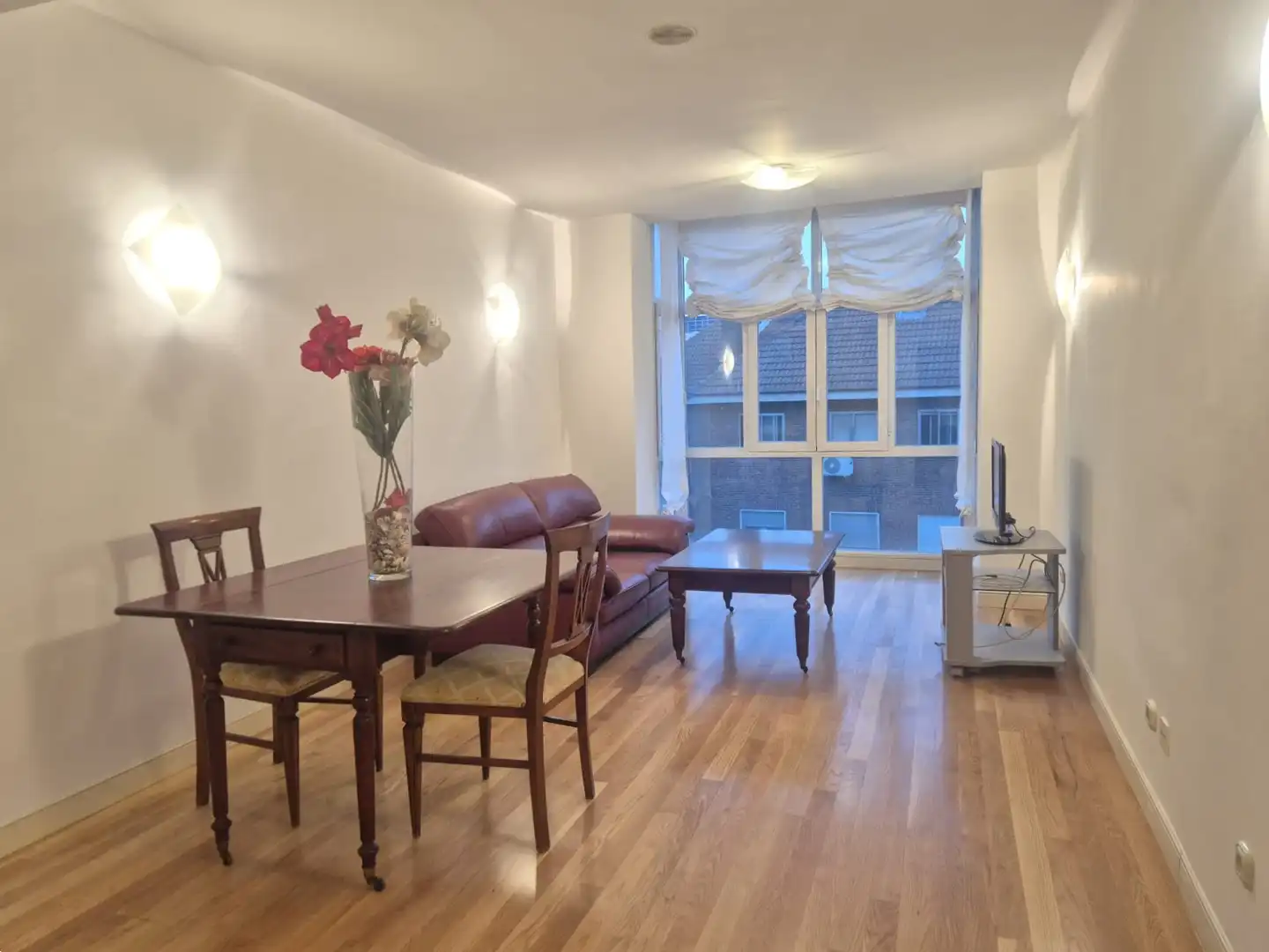 Living room of Apartments for rent in Madrid  with Air Conditioner, Heating and Private garden