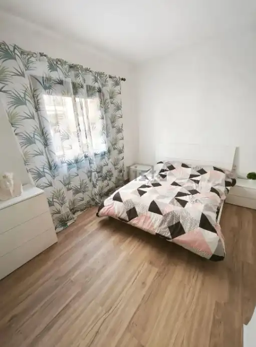 Habitación de Piso de alquiler en Godella con Amueblado, Horno y Lavadora