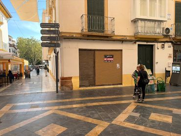 Local comercial en venda a Lorca Ciudad