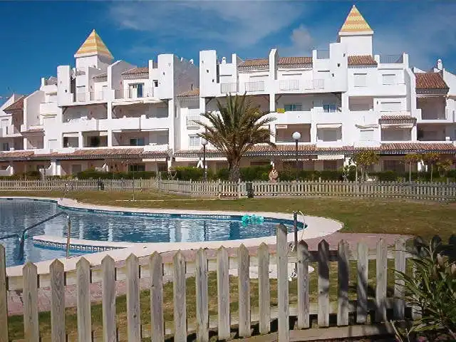 Apartment with pool to rent in Avenida Reina Sofía 10, imagen 5