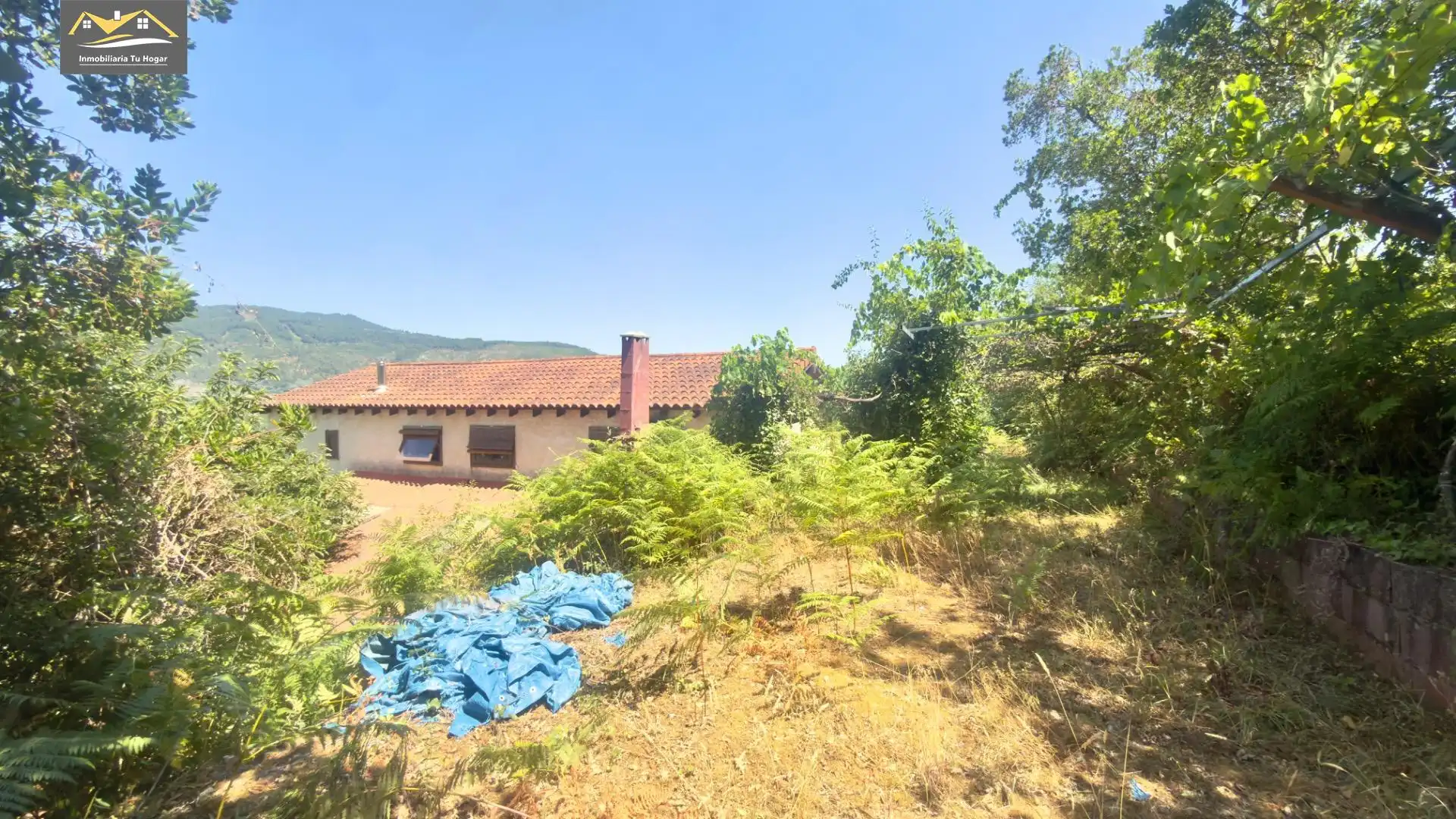 Finca rústica en venta en Castrelo de Miño con Jardín privado, Terraza y Amueblado