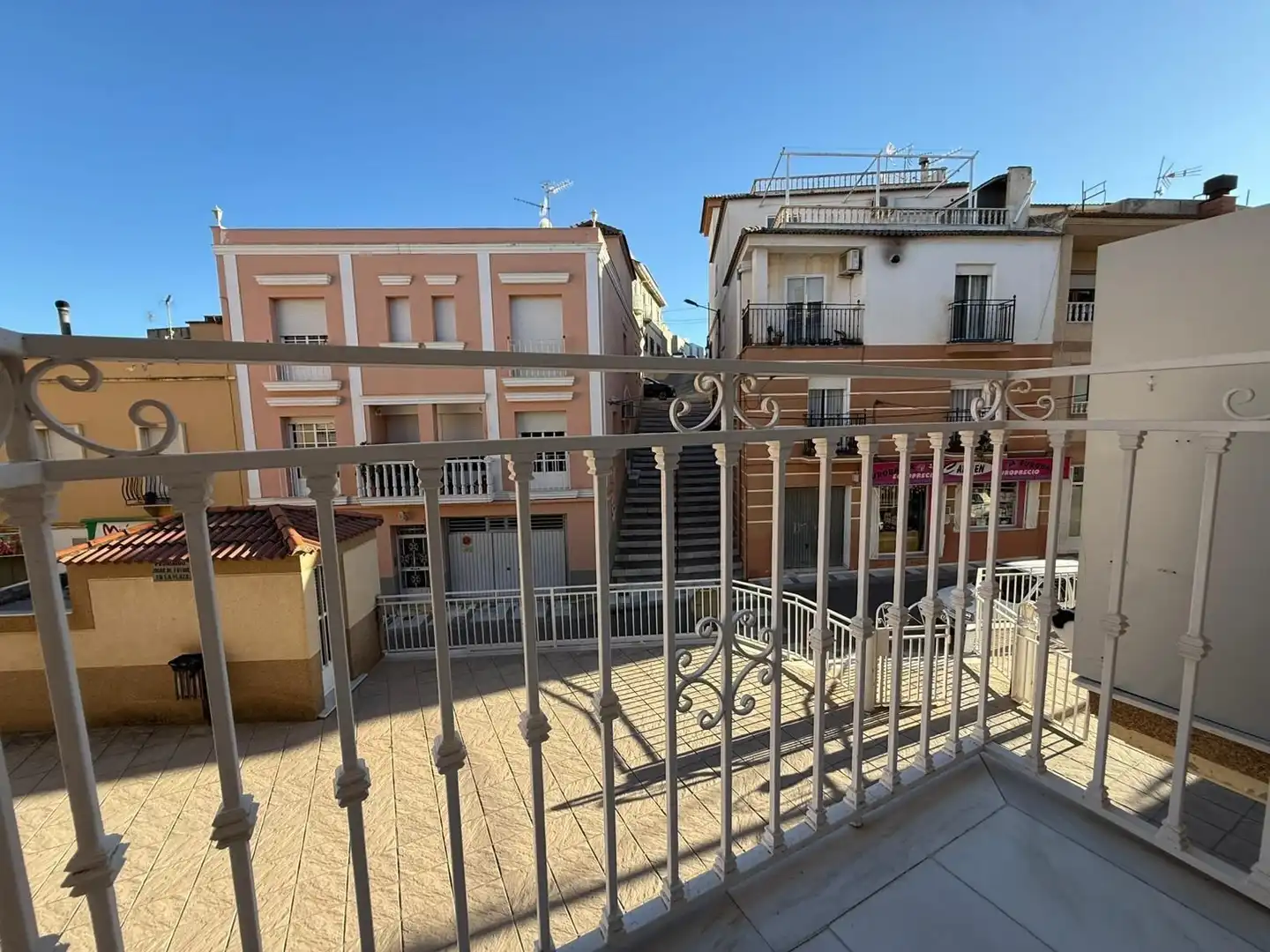 Vista exterior de Casa adosada en venda en Olula del Río amb Aire condicionat i Moblat
