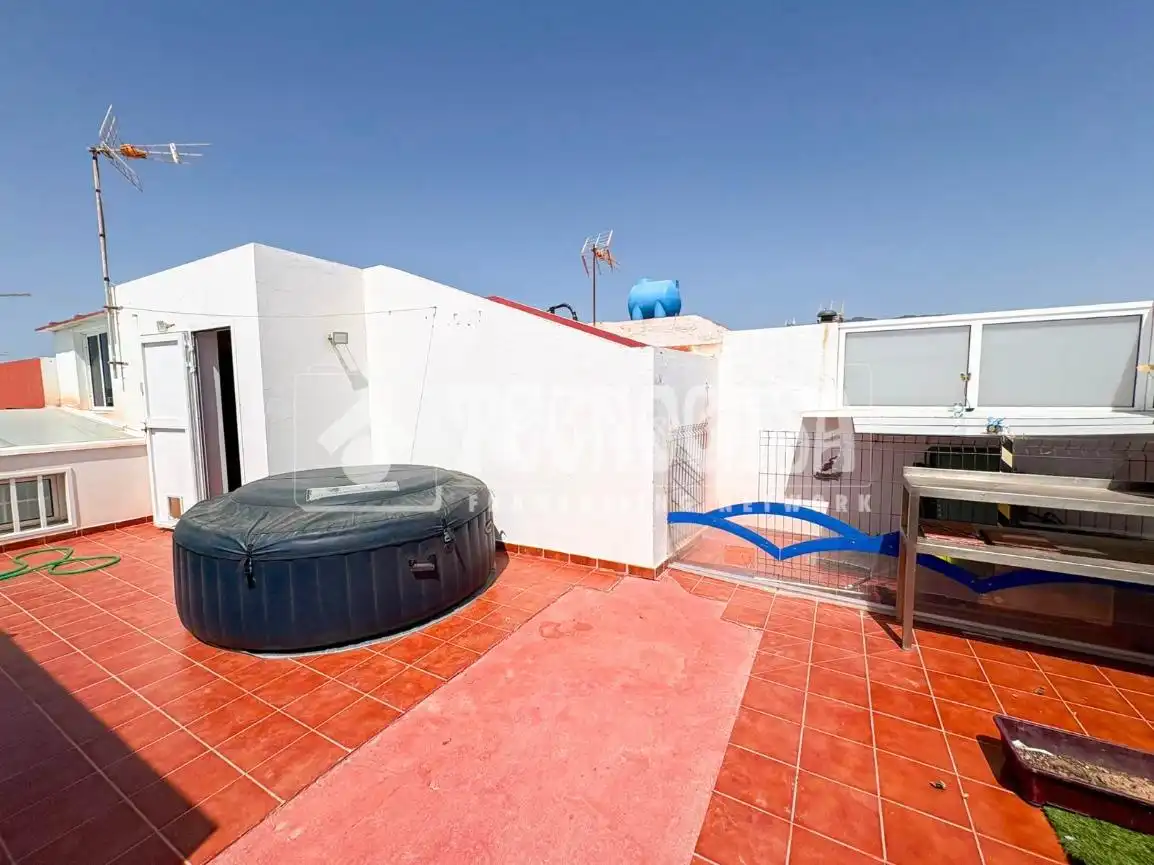 Terrace of Detached homes for sale in Agüimes  with Balcony