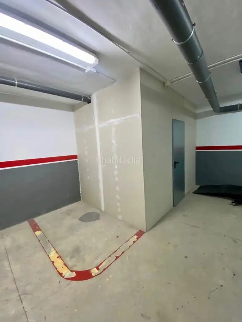Einzelparkplatz zum Verkauf in Carrer Bages 9, imagen 2