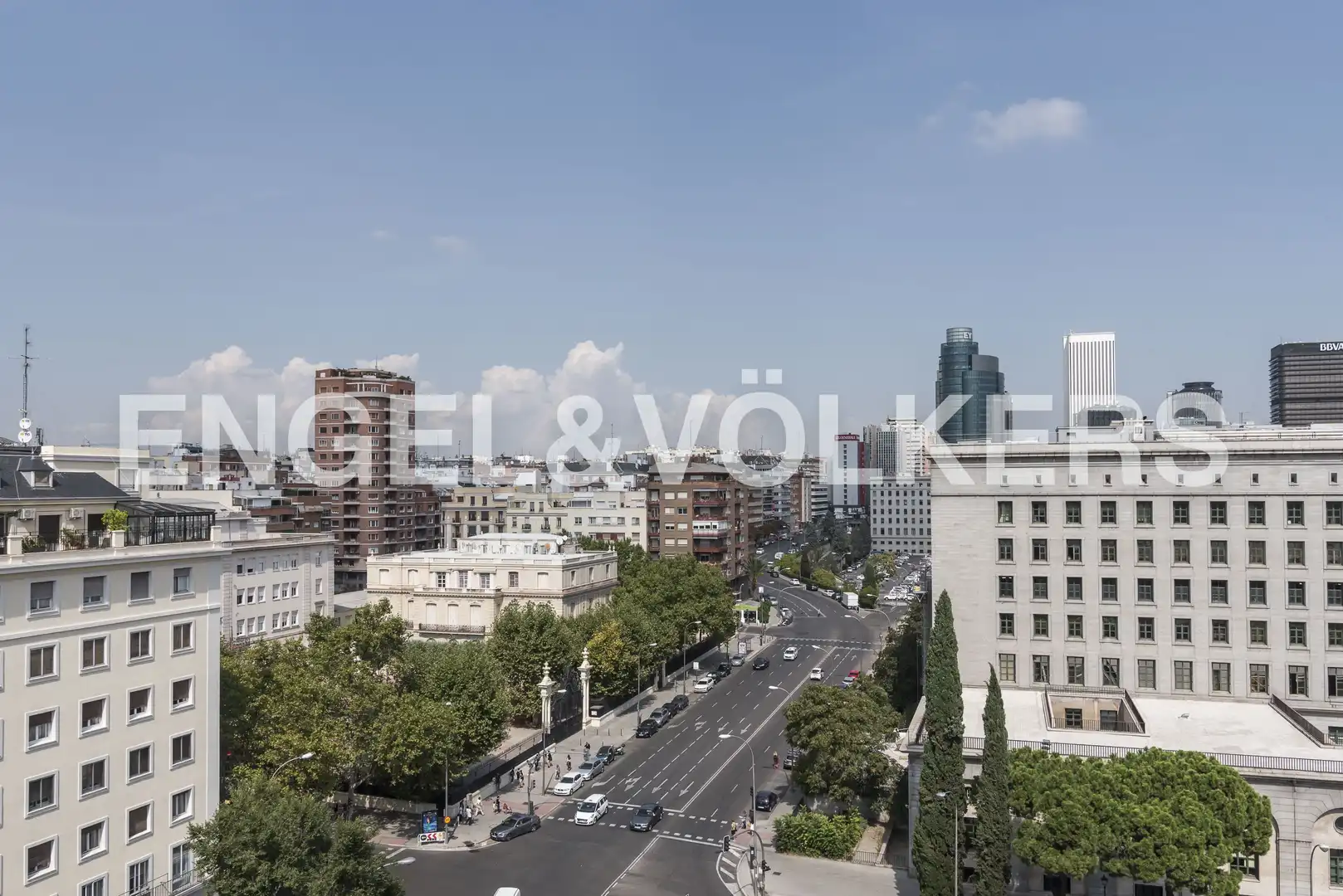 Vista exterior de Piso de alquiler en Madrid con Aire acondicionado, Calefacción y Trastero