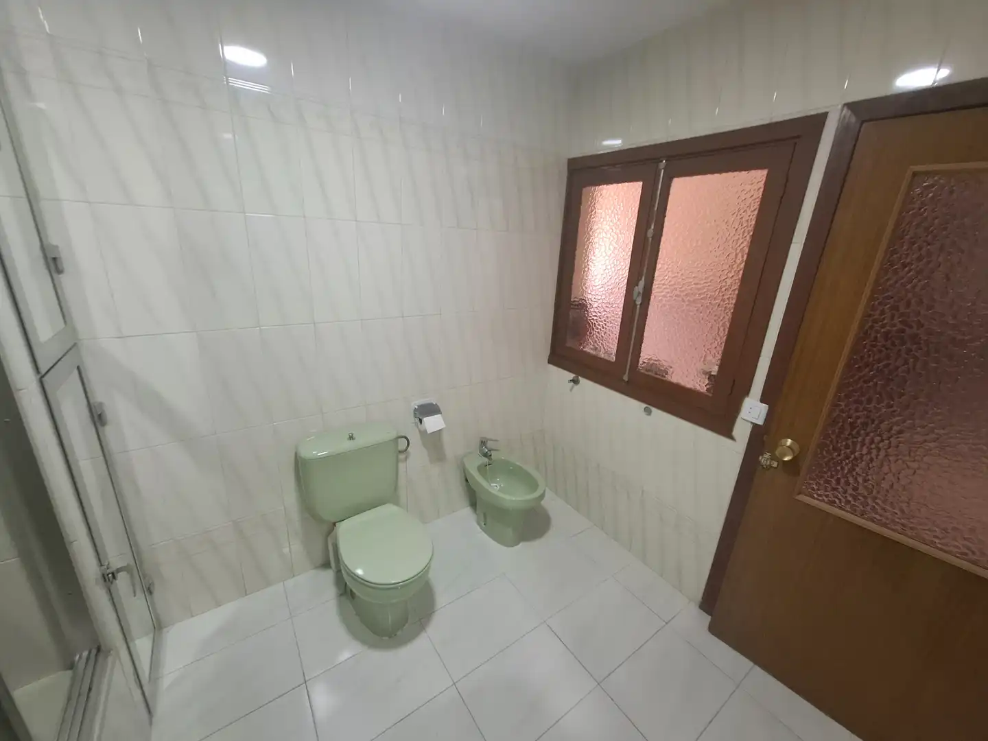 Baño de Casa adosada en venta en Carrión de Calatrava con Calefacción, Terraza y Trastero