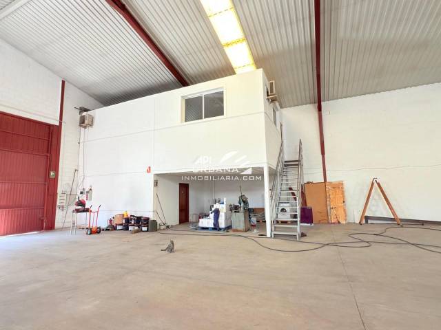Nave industrial en Venta en Córdoba - Málaga en Las Vegas - Campoaras