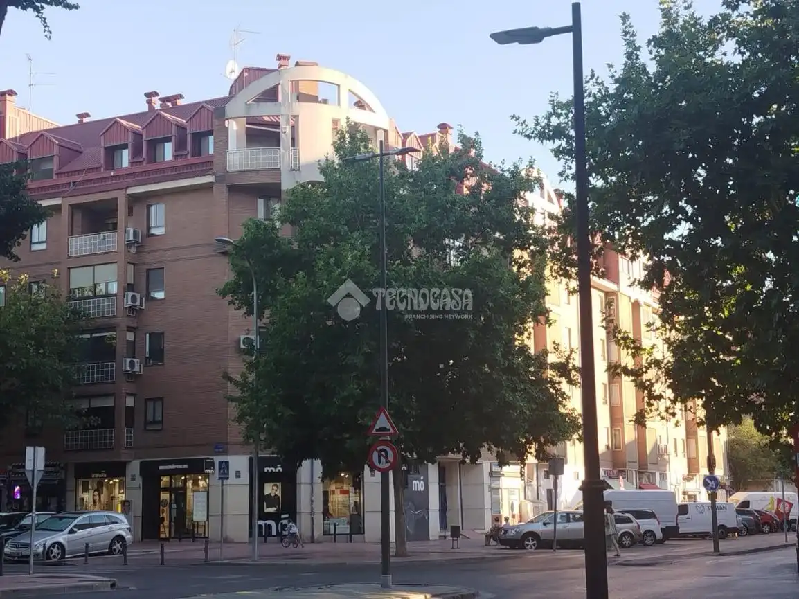 Vista exterior de Pis en venda en Móstoles
