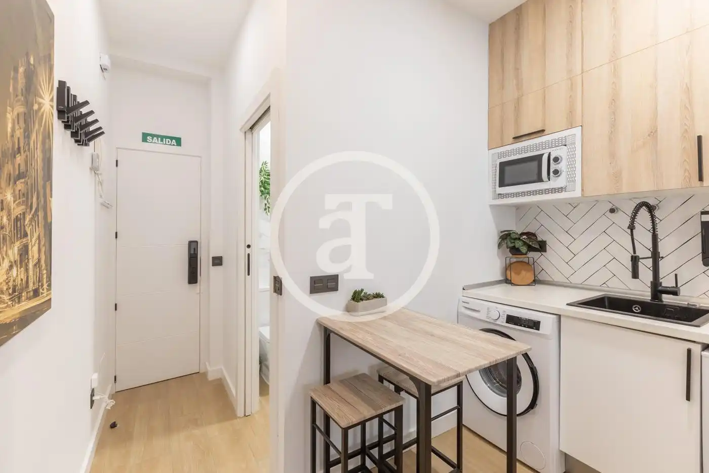 Study for rent in Calle de Barbieri, Justicia - Chueca