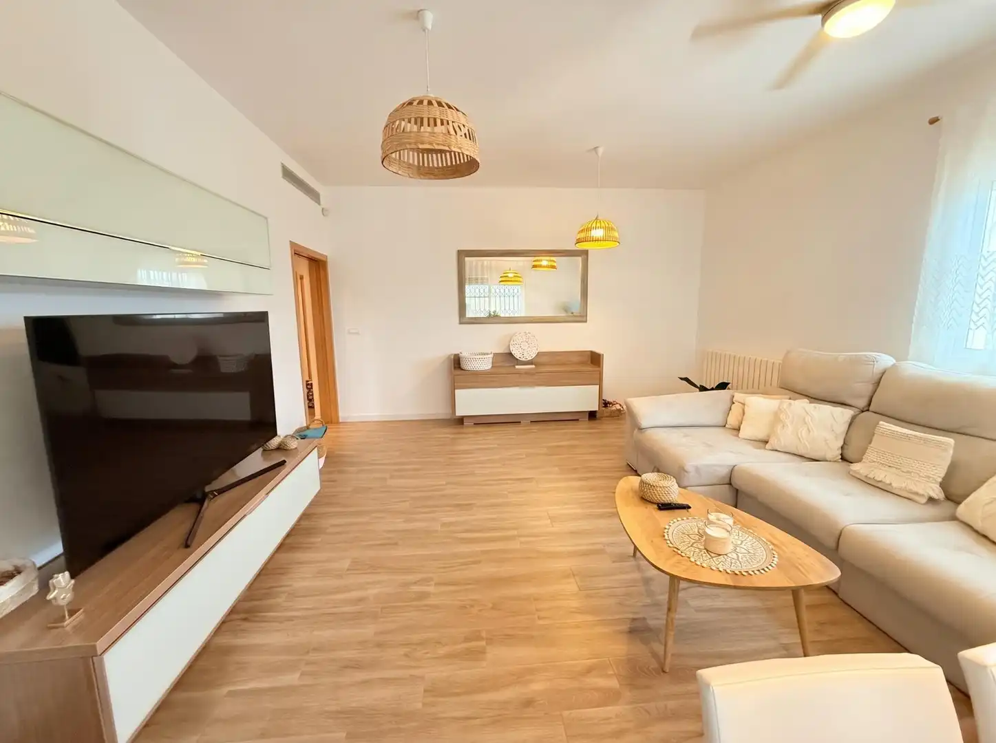 Sala d'estar de Casa o xalet en venda en Aigües amb Calefacció i Terrassa