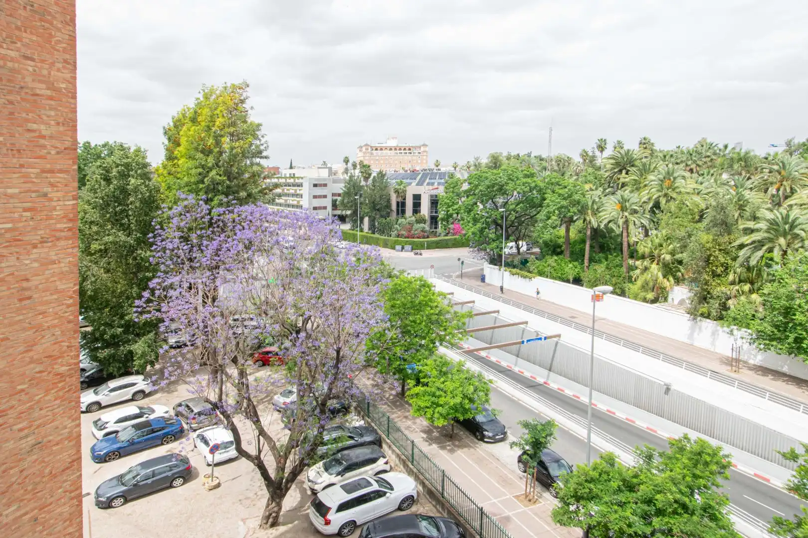 Vista exterior de Pis en venda en Sevilla amb Aire condicionat, Calefacció i Terrassa