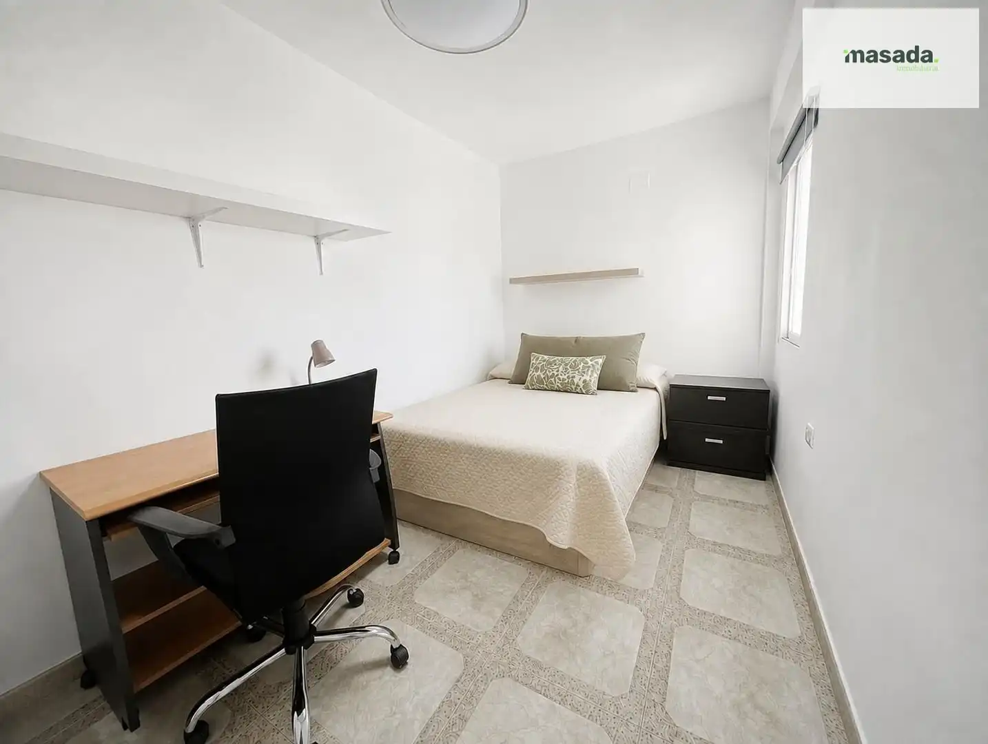 Bedroom of Flat for rent in Granada  with Furnished and Balcony