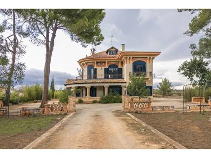 Vista exterior de Casa o xalet en venda en Anna amb Jardí privat, Terrassa i Piscina