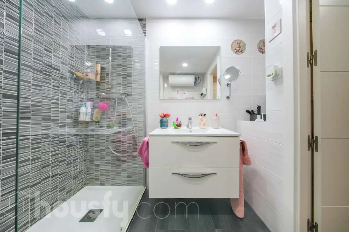 Bathroom of Flat for sale in Usera