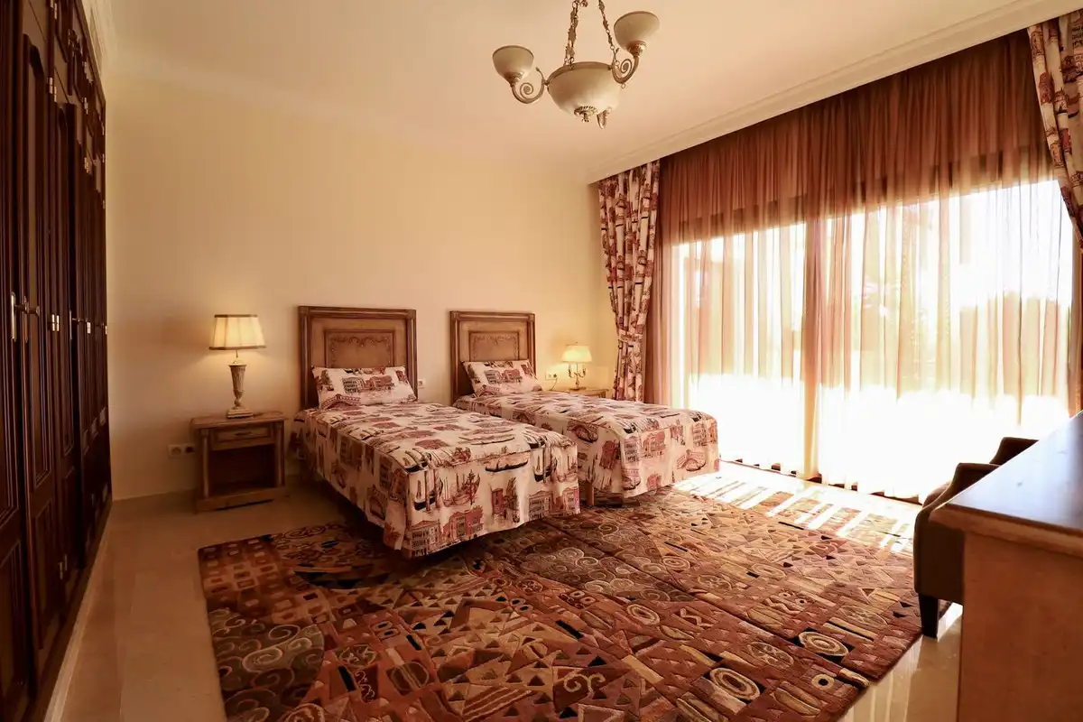 Chalet con piscina en venta en Calle Verdi, imagen 23