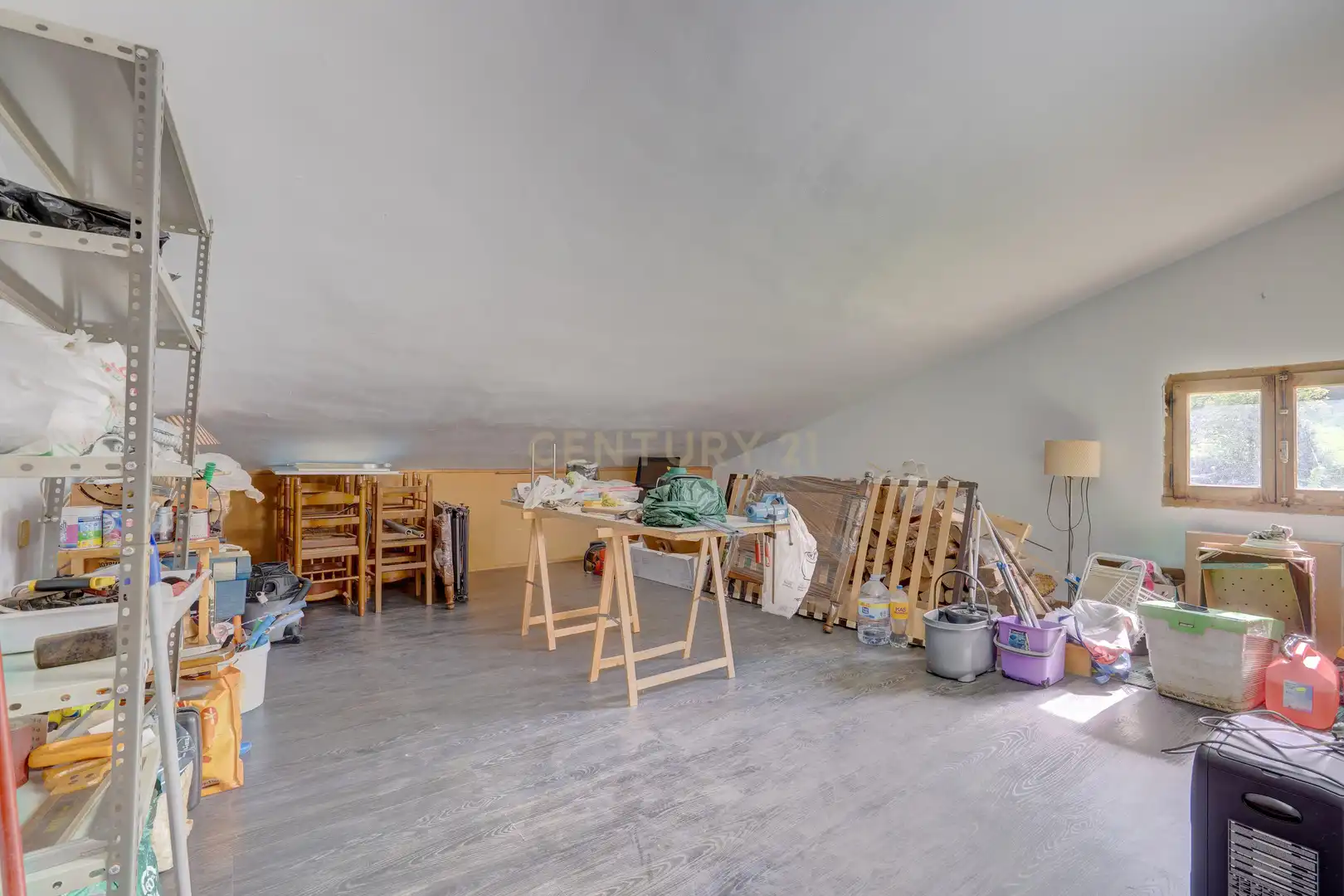 Flat for sale in Oiz  with Private garden and Storage room