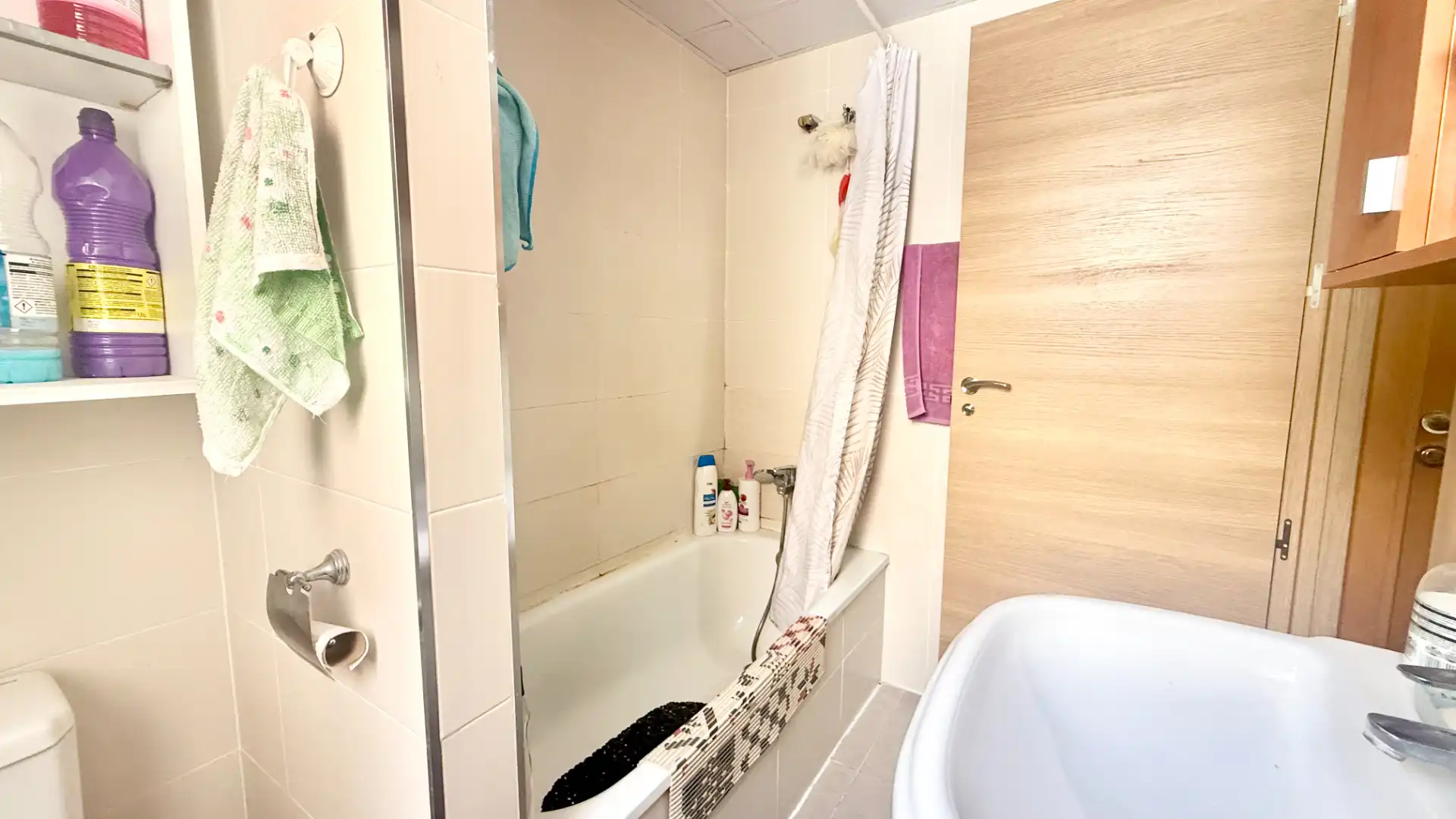 Bany de Àtic en venda en Roquetas de Mar amb Aire condicionat, Terrassa i Moblat