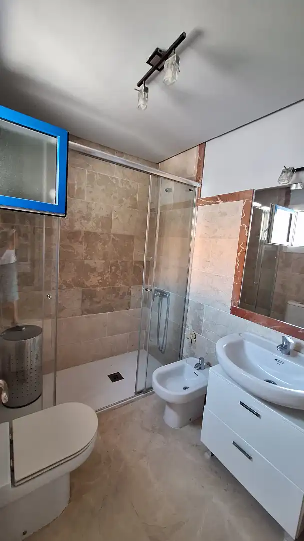 Baño de Ático en venta en Manilva con Terraza, Amueblado y Horno