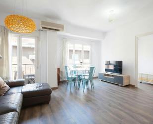 Exterior view of Flat to rent in  Madrid Capital  with Air Conditioner, Heating and Furnished