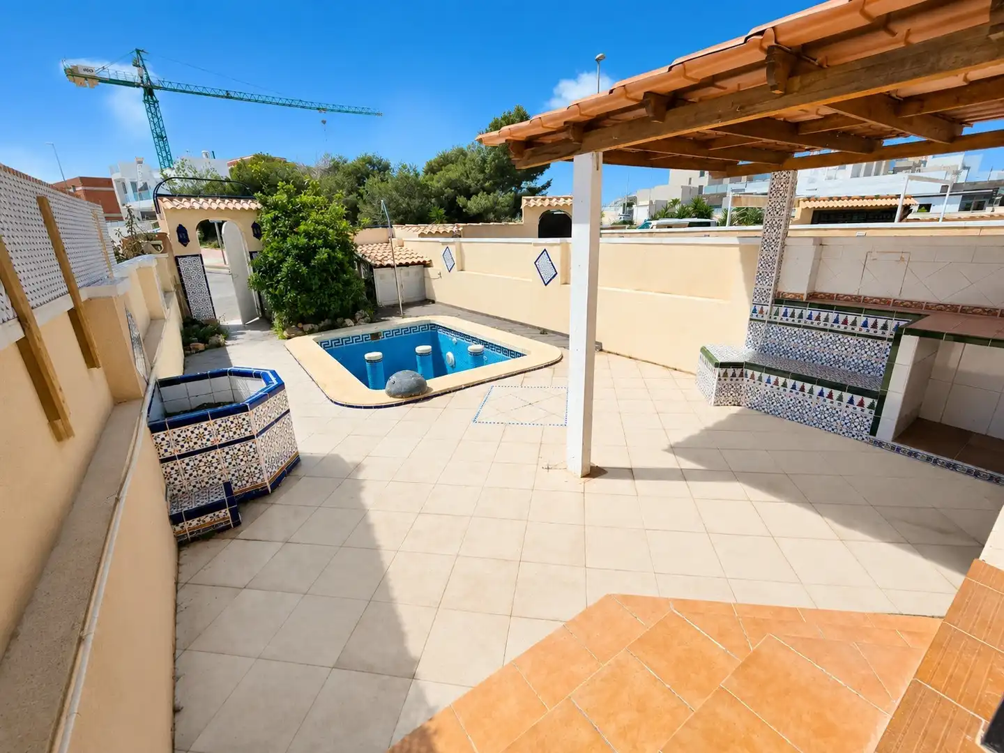 Piscina de Casa o xalet en venda en Orihuela amb Aire condicionat, Calefacció i Jardí privat