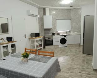 Kitchen of Planta baja to rent in  Valencia Capital  with Air Conditioner, Furnished and Oven