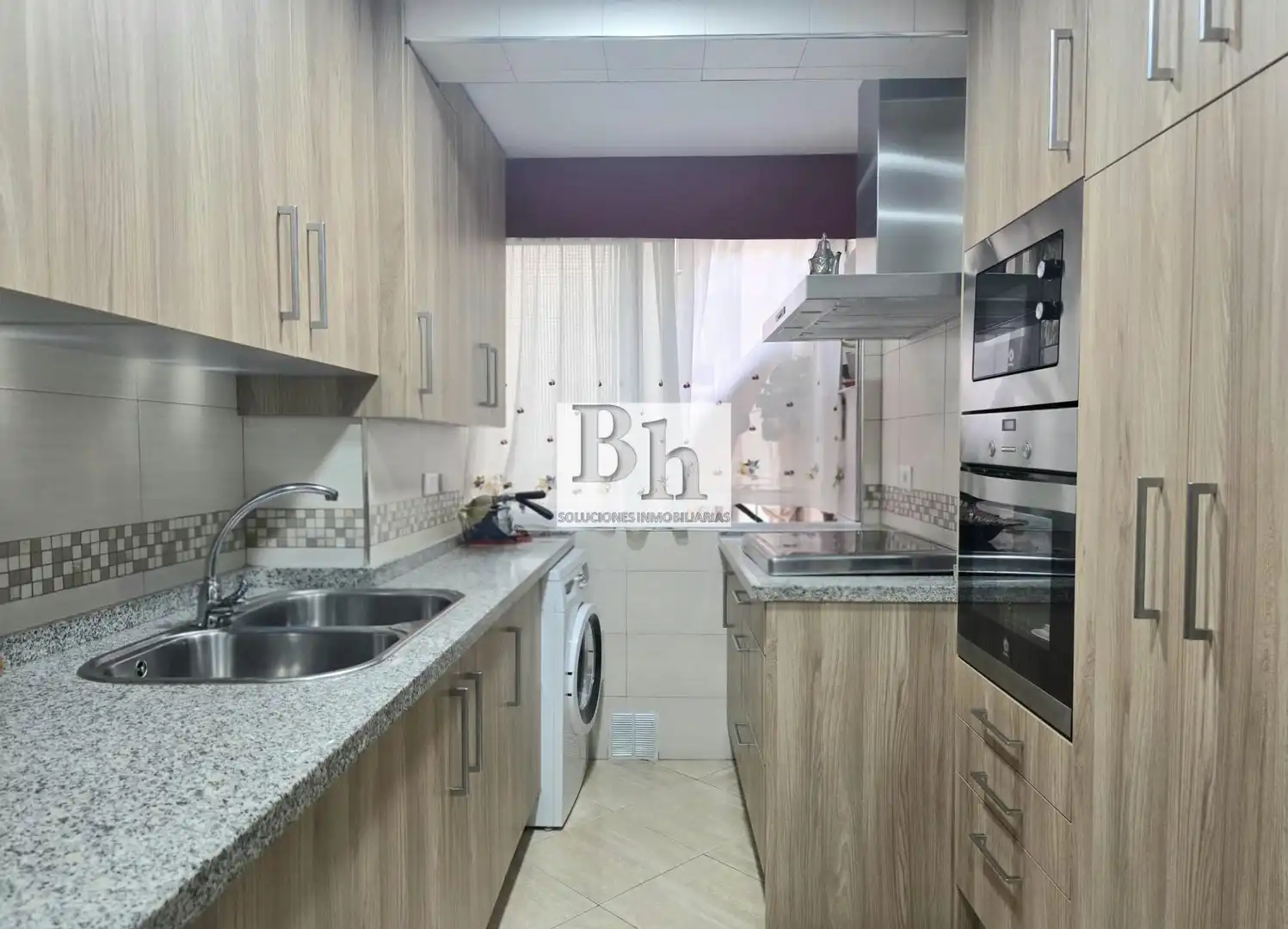 Cocina de Piso en venta en Málaga con Aire acondicionado