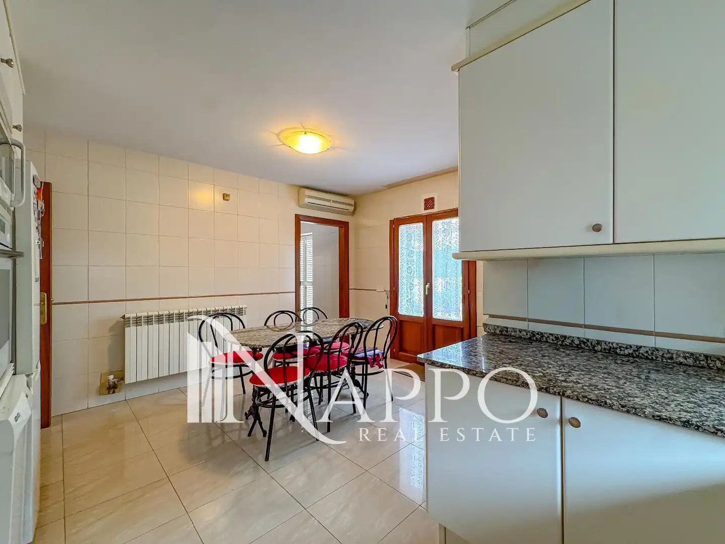 Cuina de Casa o xalet en venda en  Palma de Mallorca amb Aire condicionat, Calefacció i Terrassa