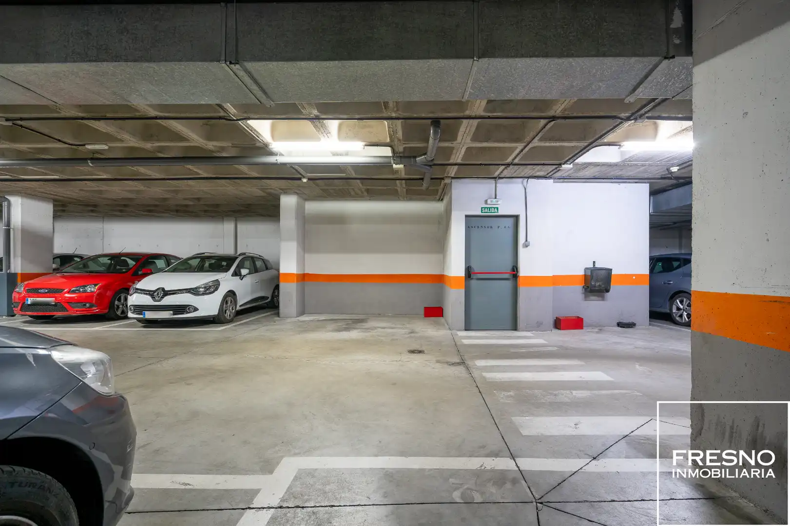 Parking de Piso en venta en Madrid con Aire acondicionado, Calefacción y Parquet