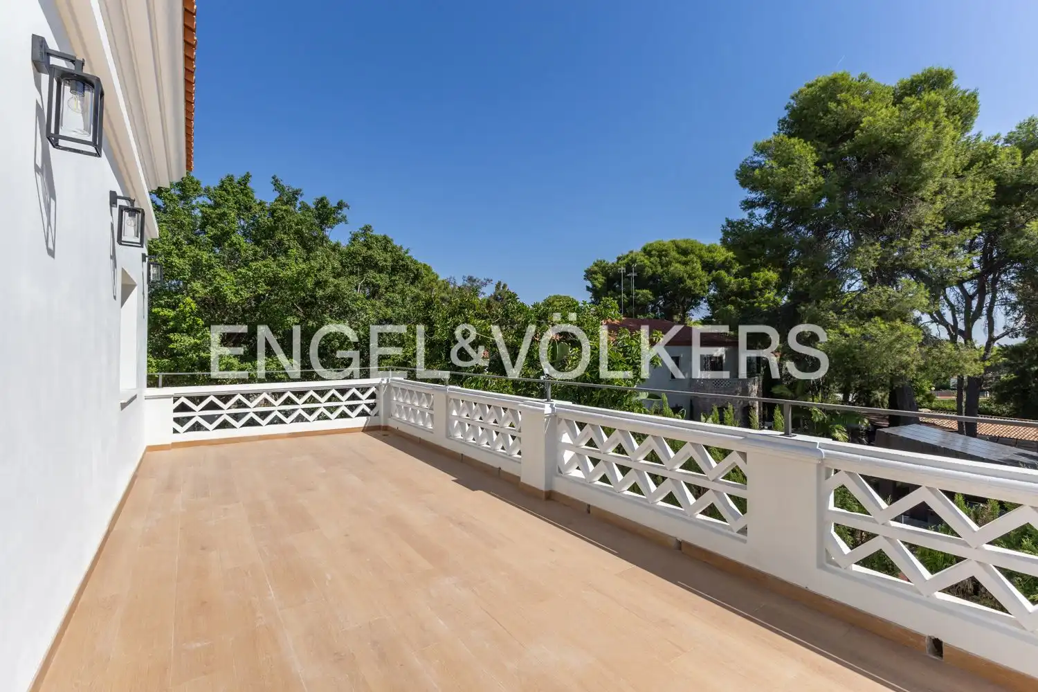 Casa o xalet de lloguer a Avinguda Acàcies, Campolivar